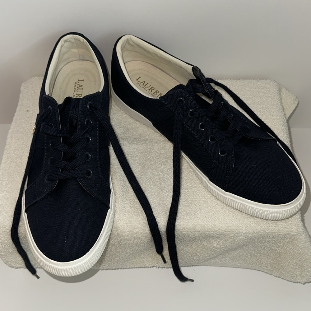 Classic Navy Blue LAUREN RALPH LAUREN Sneakers Size 10B - Picture 2 of 16